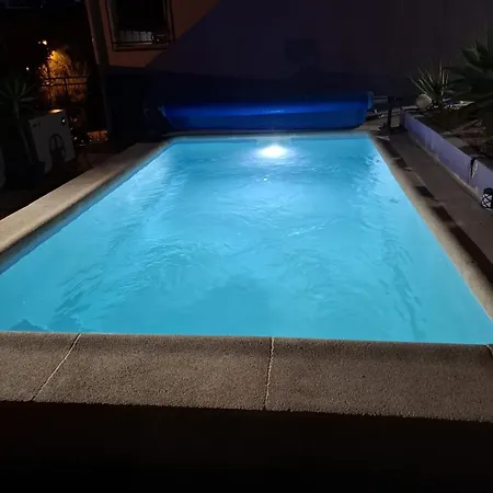 Διαμέρισμα Chill On The Or Lounge By The Pool
